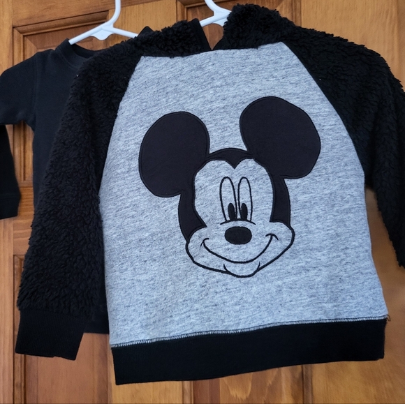 Lot of 8 Disney 12-18 & 18 mo Mickey Hoodies Tops Thermal One Piece Variety - Picture 2 of 15
